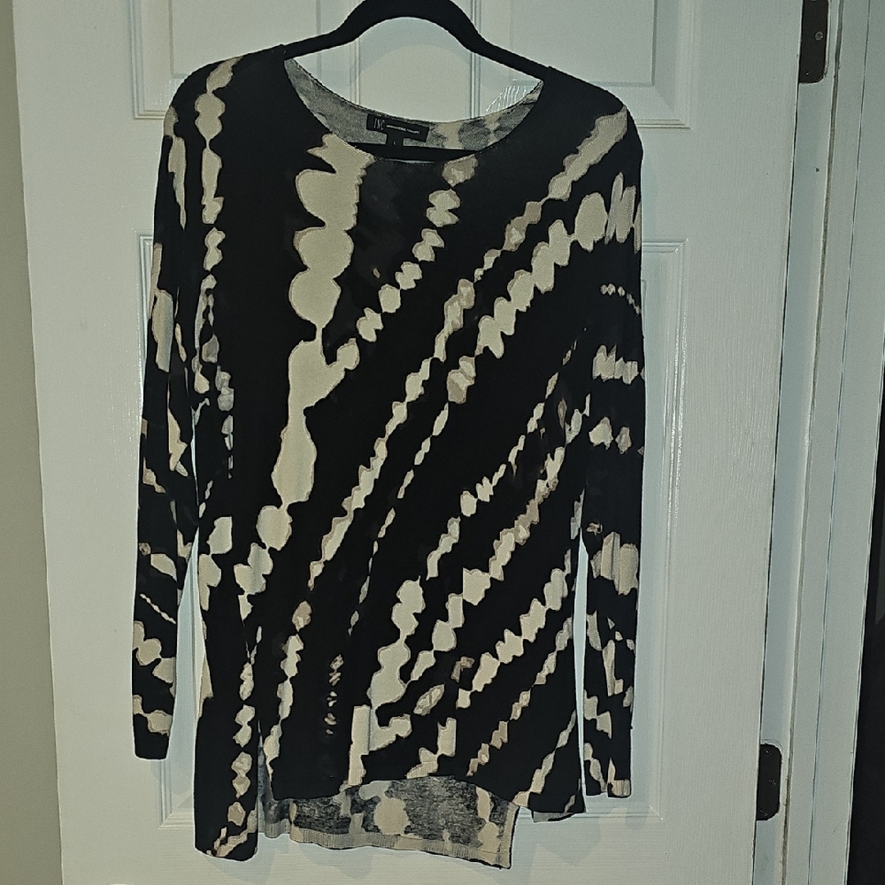 INC International Concepts Black and Cream Long Sleeve Top